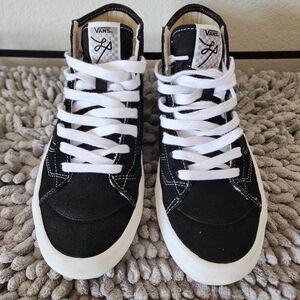 listing-status-banner